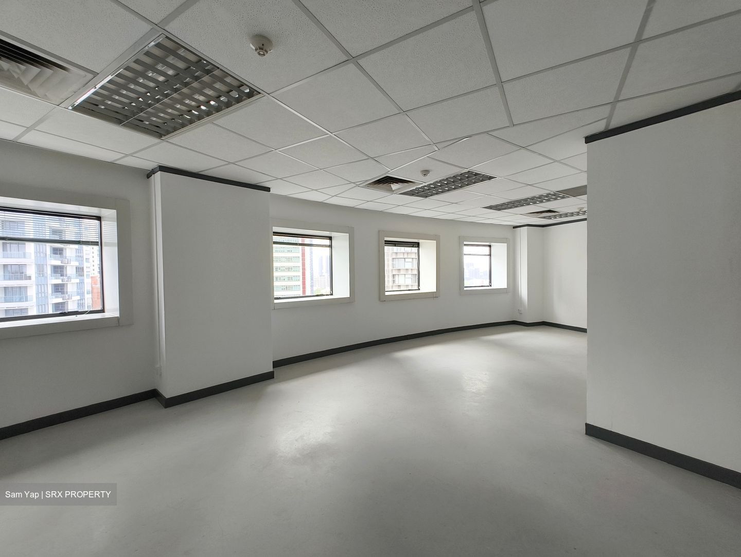 Goldhill Plaza (D11), Office #447905681